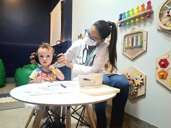 Primeiro espaço sensorial para crianças autistas no Centro-Oeste é inaugurado na rede pública de saúde do DF